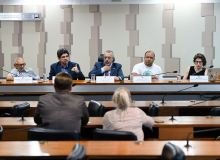 Previdência: aumento da miséria e do trabalho informal preocupa debatedores