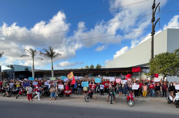 CUT-PB e movimentos sociais realizam ato unificado pelo fim da escala 6x1